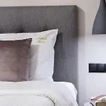 Menda Suite